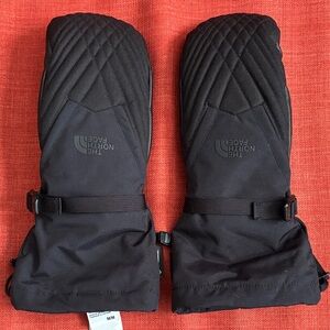 The North Face Black Gore-tex ski mittens- M